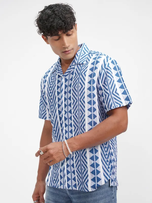 Highlander Men Blue Printed Relaxed Fit Casual Shirt