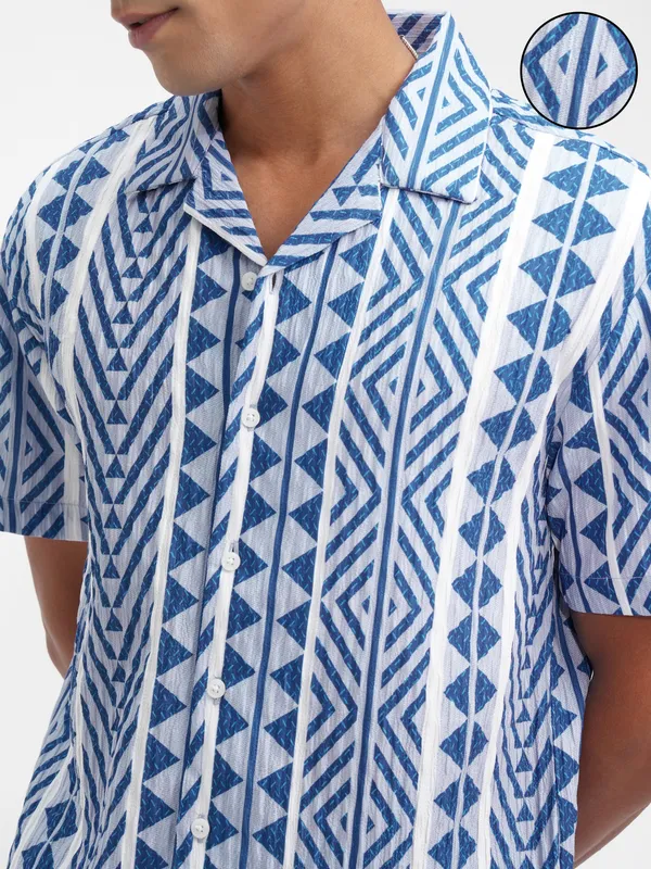 Highlander Men Blue Printed Relaxed Fit Casual Shirt