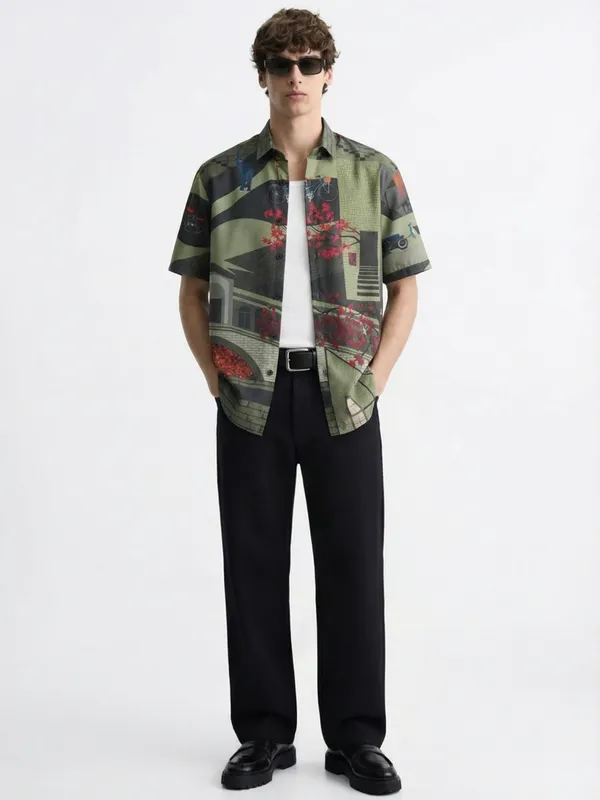 Highlander Men Green Printed Relaxed Fit Casual Shirt