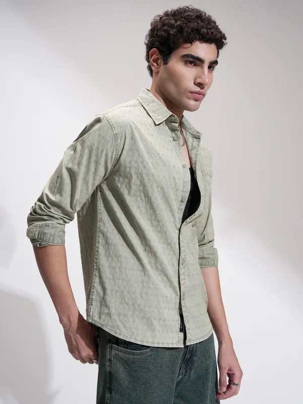 Men Relaxed Fit Casual Shirt