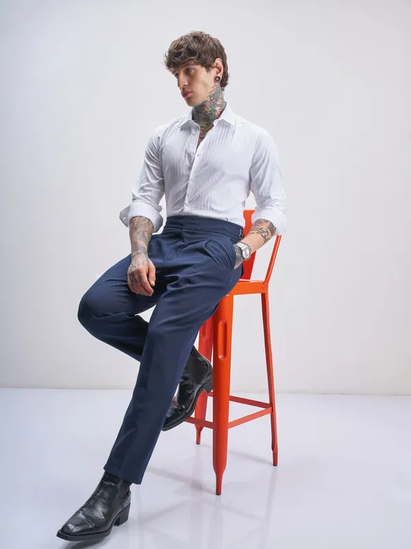 Highlander Men White Self Design Slim Fit Casual Shirt