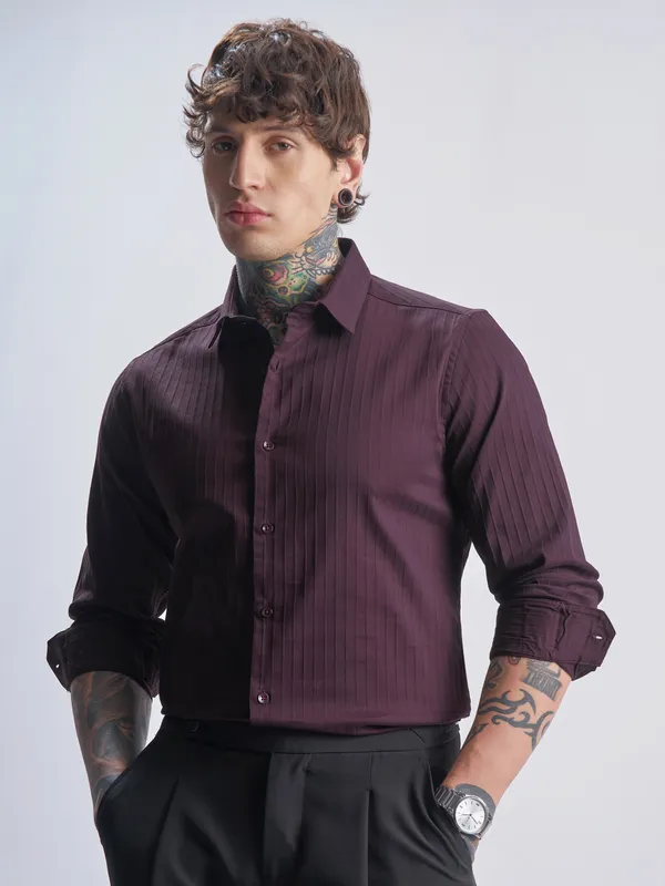 Highlander Men Purple Self Design Slim Fit Casual Shirt