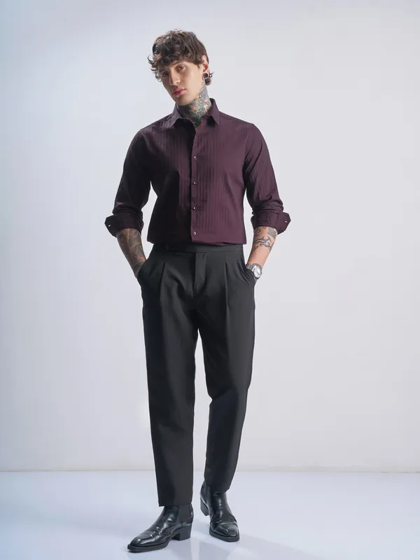 Highlander Men Purple Self Design Slim Fit Casual Shirt