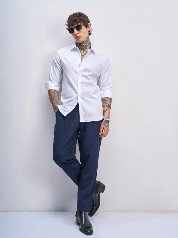 Highlander Men White Self Design Slim Fit Casual Shirt