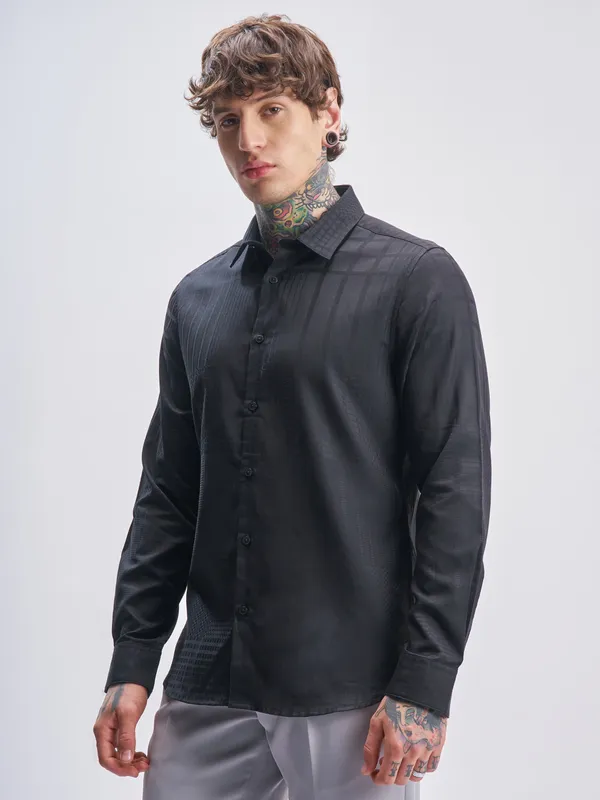 Highlander Men Black Self Design Slim Fit Casual Shirt