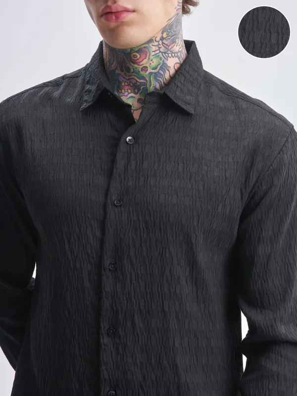 Highlander Men Black Self Design Slim Fit Casual Shirt