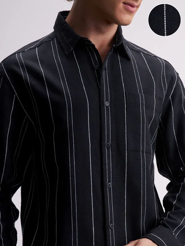 Highlander Men Black Striped Relaxed Fit Casual Shirt