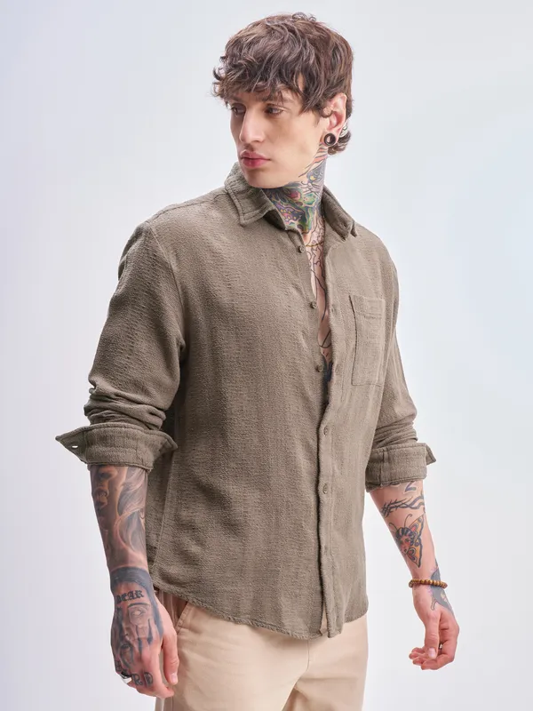 Highlander Men Tan Self Design Relaxed Fit Casual Shirt