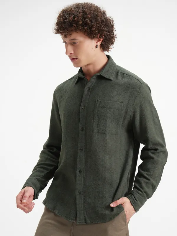 Highlander Men Olive Self Design Relaxed Fit Casual Shirt