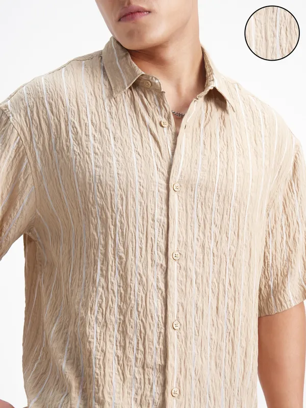 Highlander Men Beige Crushed Relaxed Fit Casual Shirt