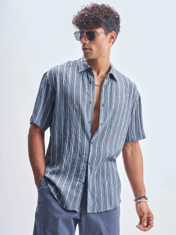 Highlander Men Blue Striped Relaxed Fit Casual Shirt