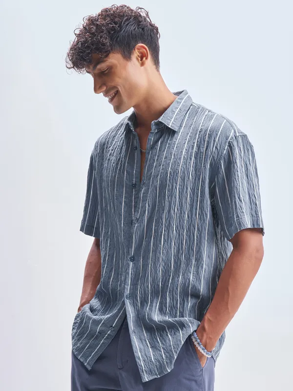 Highlander Men Blue Striped Relaxed Fit Casual Shirt