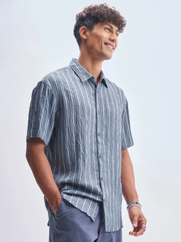 Highlander Men Blue Striped Relaxed Fit Casual Shirt