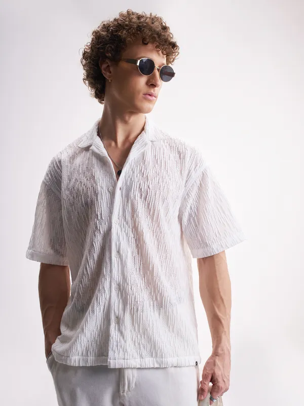 Highlander Men White Self Design Relaxed Fit Casual Shirt