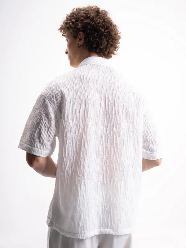 Highlander Men White Self Design Relaxed Fit Casual Shirt