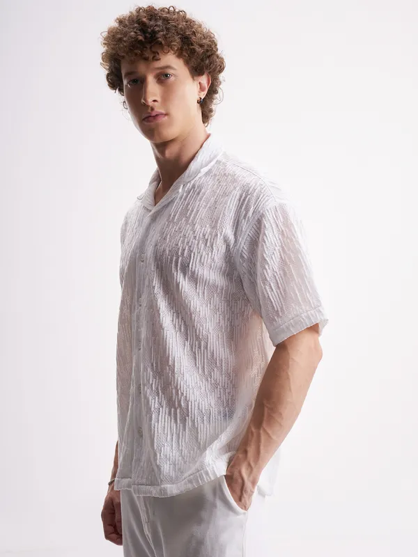 Highlander Men White Self Design Relaxed Fit Casual Shirt