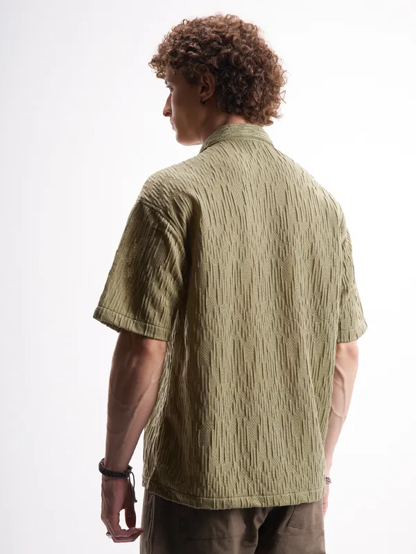 Highlander Men Olive Self Design Relaxed Fit Casual Shirt