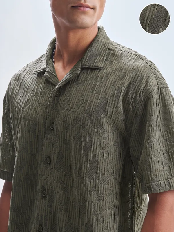 Highlander Men Green Crushed Relaxed Fit Casual Shirt