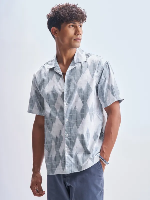 Highlander Men Blue Printed Relaxed Fit Casual Shirt