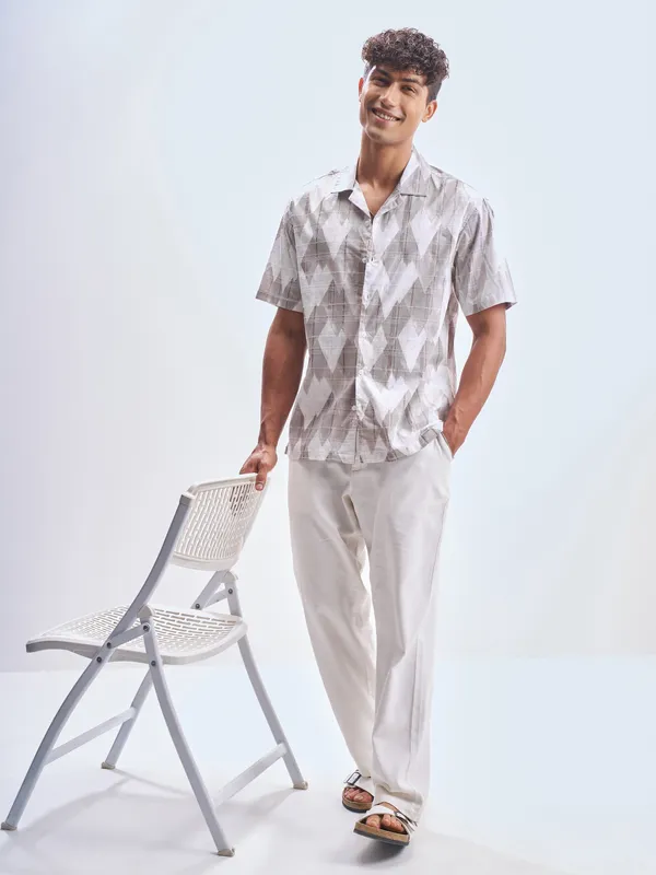 Highlander Men Purple Printed Relaxed Fit Casual Shirt