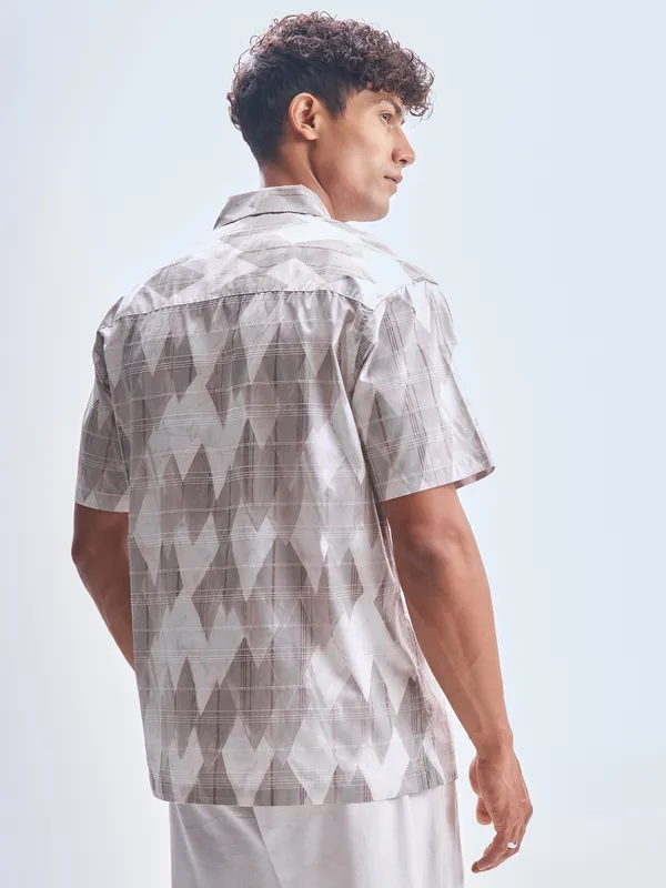 Highlander Men Purple Printed Relaxed Fit Casual Shirt