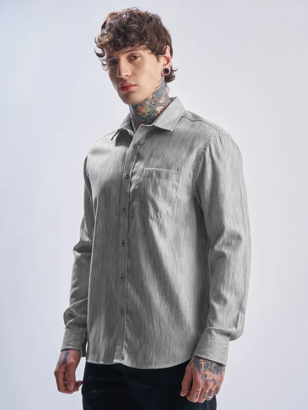 Highlander Men Grey Self Design Relaxed Fit Casual Shirt