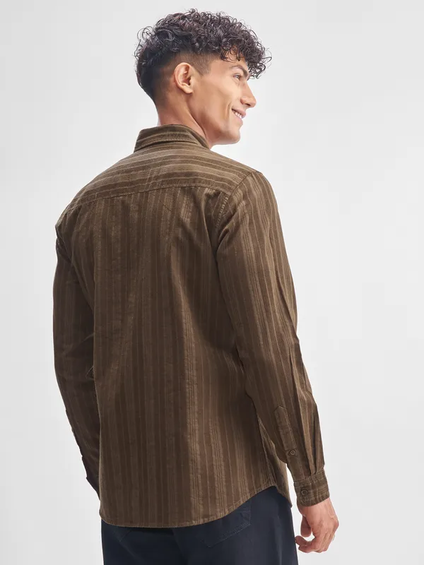 Highlander Men Brown Striped Slim Fit Casual Shirt
