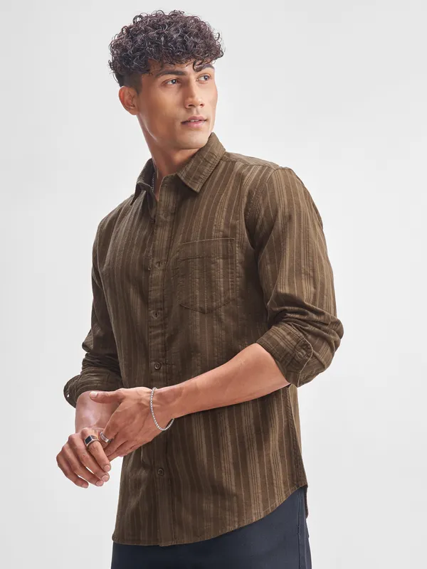 Highlander Men Brown Striped Slim Fit Casual Shirt