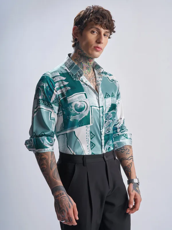 Highlander Men Off White Printed Slim Fit Casual Shirt