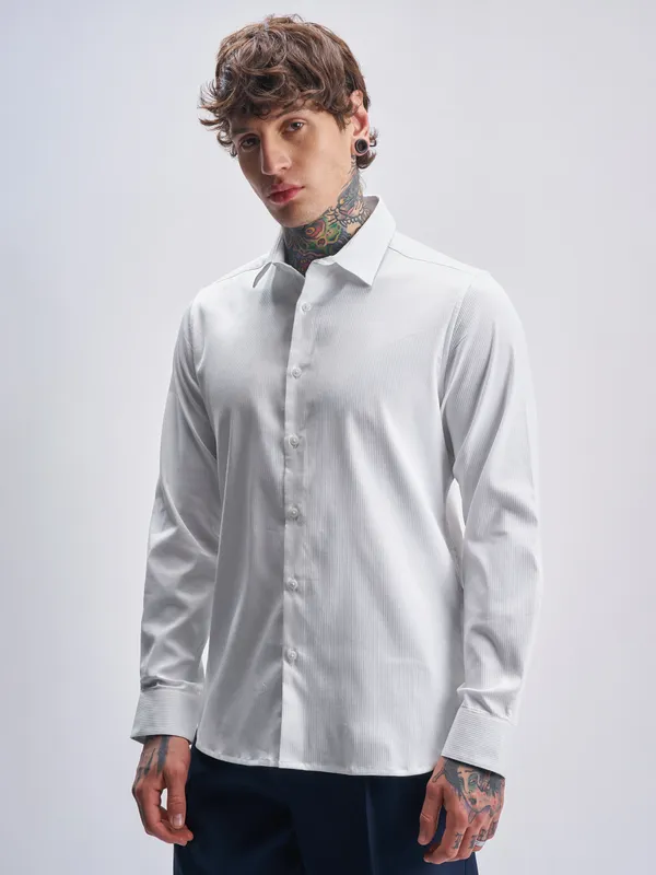 Highlander Men White Self Design Slim Fit Casual Shirt