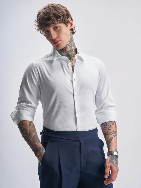 Highlander Men White Self Design Slim Fit Casual Shirt