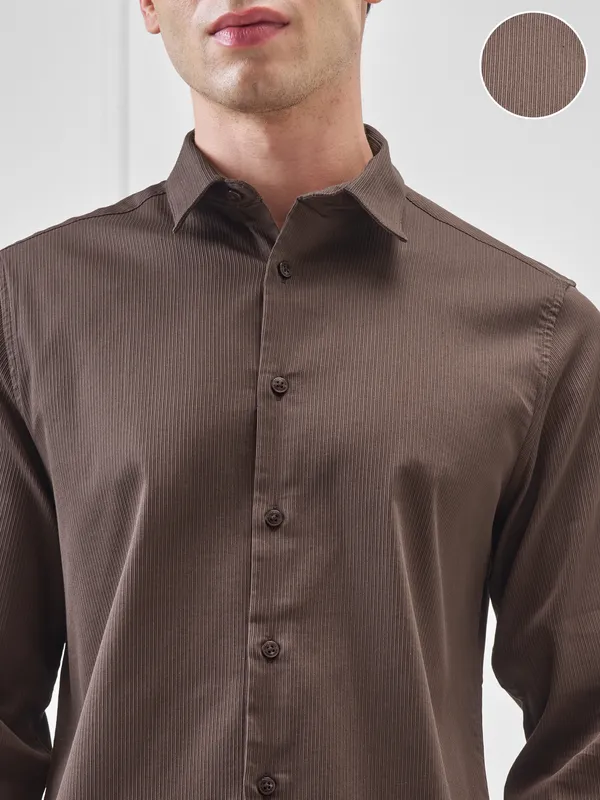 Highlander Men Brown Self Design Slim Fit Casual Shirt