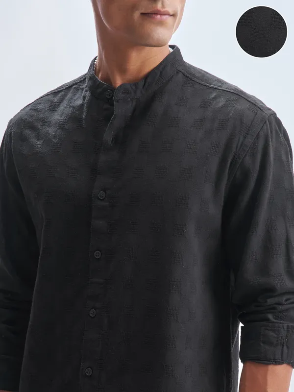 Highlander Men Black Self Design Relaxed Fit Casual Shirt