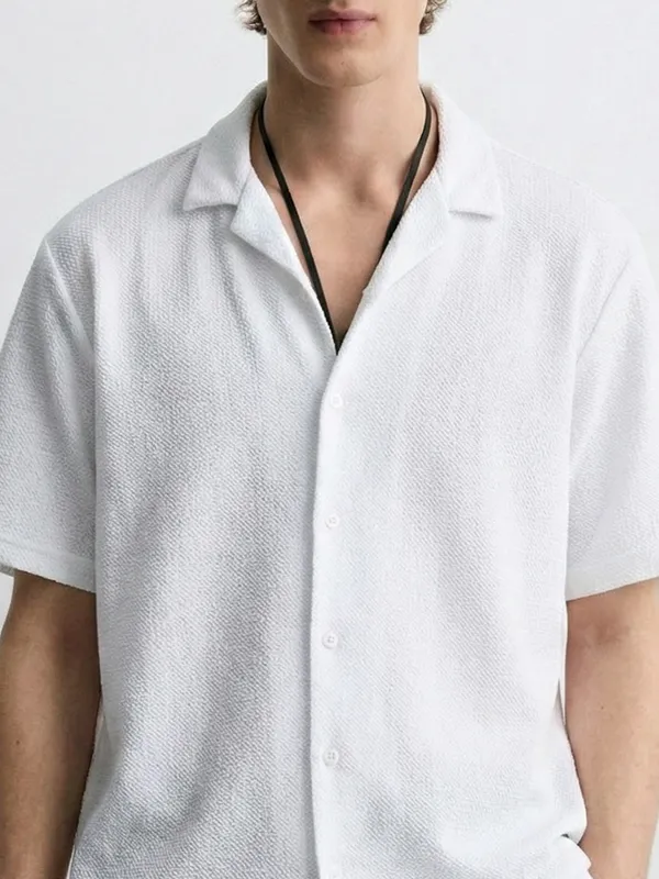 Highlander Men White Self Design Relaxed Fit Casual Shirt