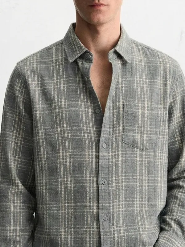 Highlander Men Blue Checked Slim Fit Casual Shirt