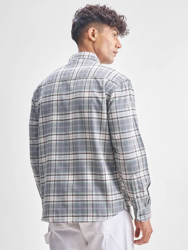 Highlander Men Grey Checked Relaxed Fit Casual Shirt