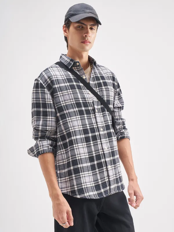Highlander Men Charcoal Checked Regular Fit Casual Shirt