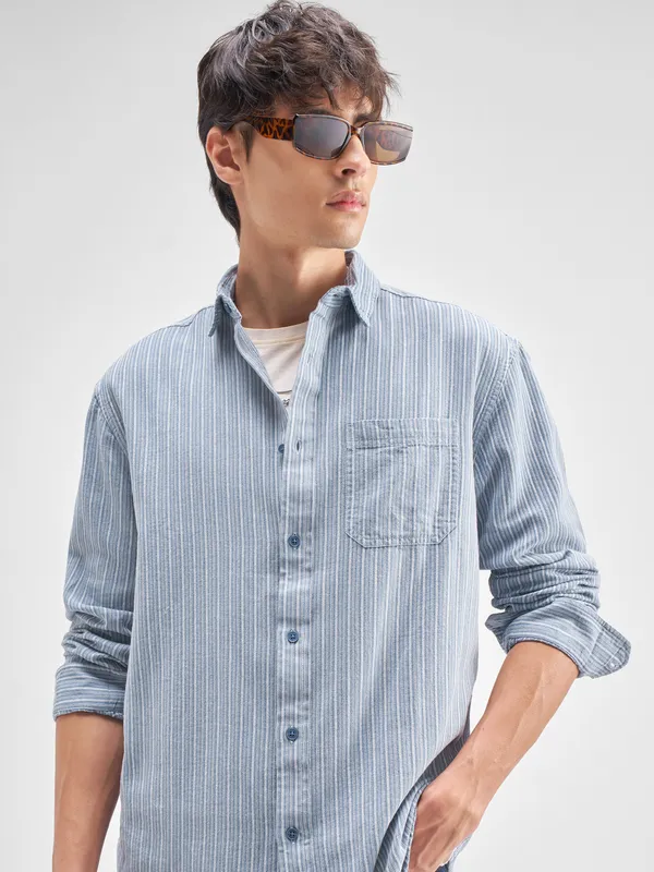 Highlander Men Blue Striped Relaxed Fit Casual Shirt