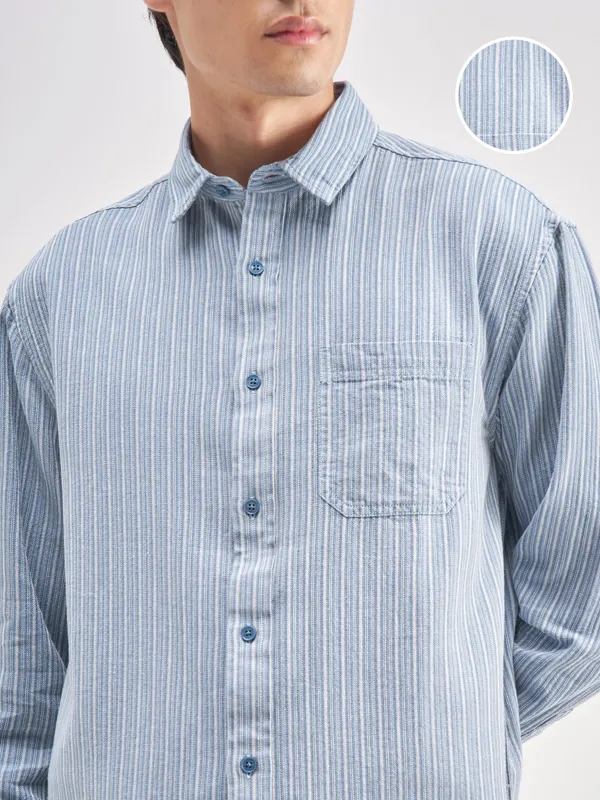 Highlander Men Blue Striped Relaxed Fit Casual Shirt