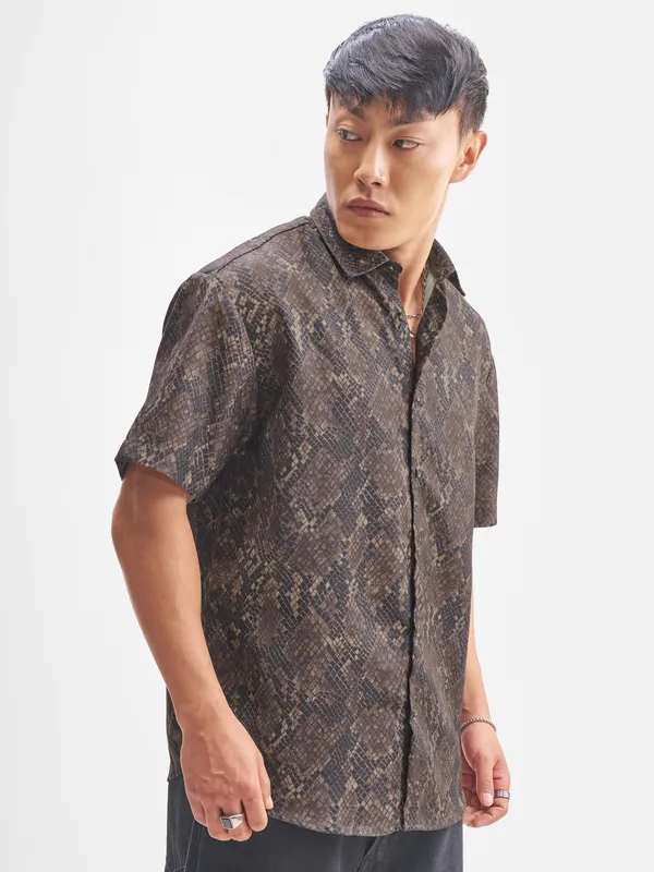 Highlander Men Multi Printed Relaxed Fit Casual Shirt