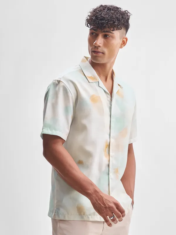 Men Relaxed Fit Casual Shirt