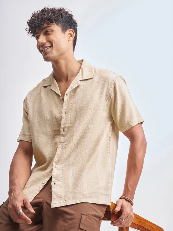 Highlander Men Beige Self Design Relaxed Fit Casual Shirt