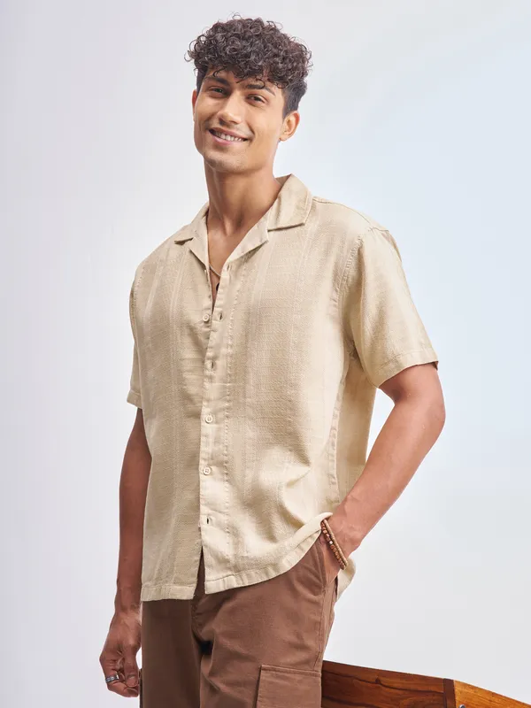 Highlander Men Beige Self Design Relaxed Fit Casual Shirt