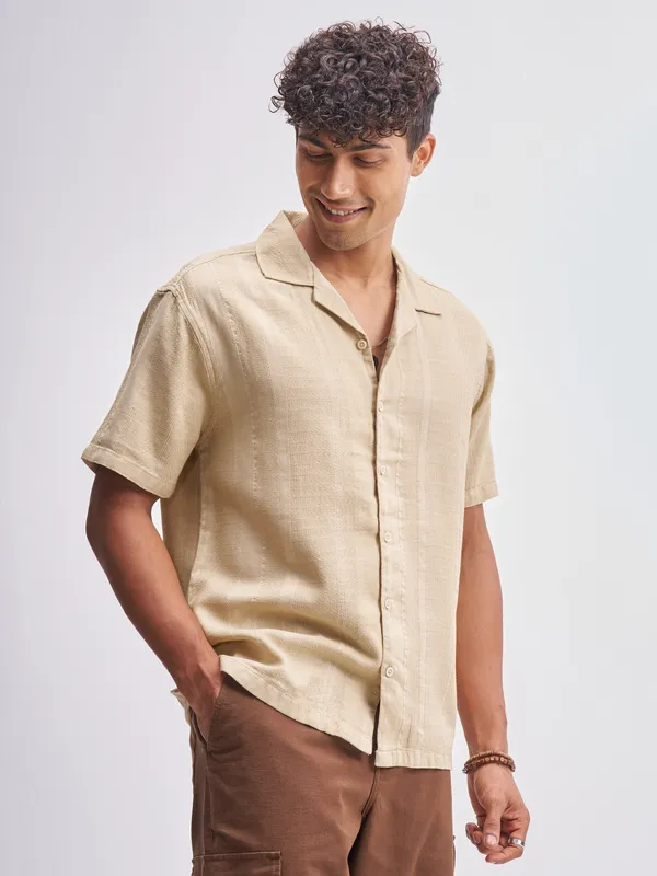 Highlander Men Beige Self Design Relaxed Fit Casual Shirt