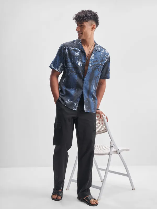 Men Relaxed Fit Casual Shirt