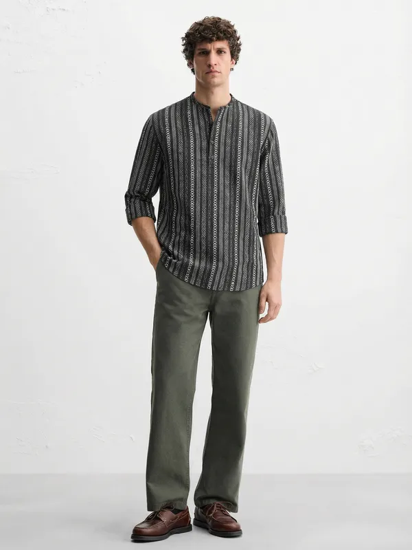 Highlander Men Navy Blue Striped Relaxed Fit Casual Shirt