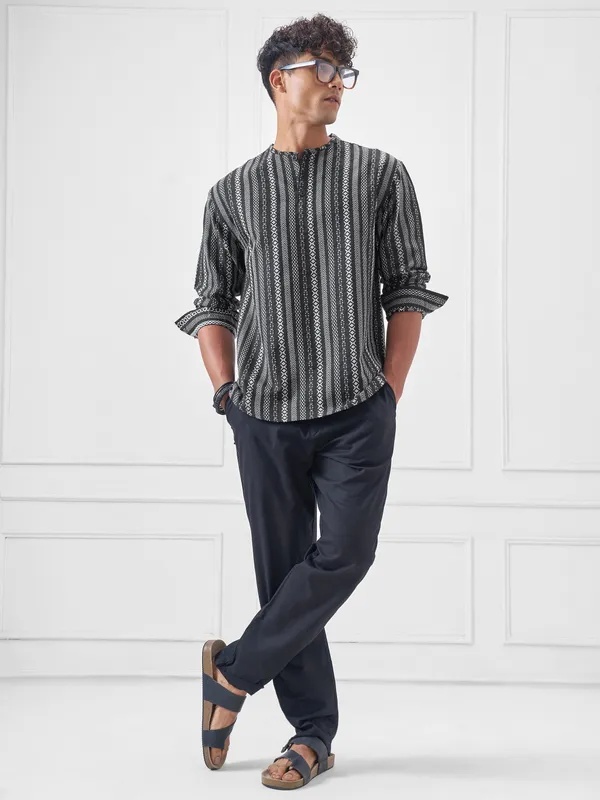 Highlander Men Navy Blue Striped Relaxed Fit Casual Shirt