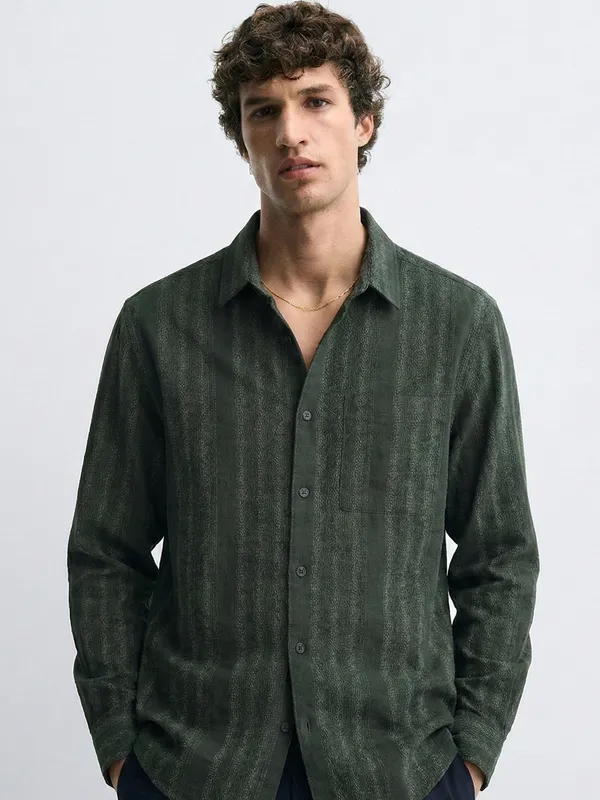 Highlander Men Green Self Design Relaxed Fit Casual Shirt