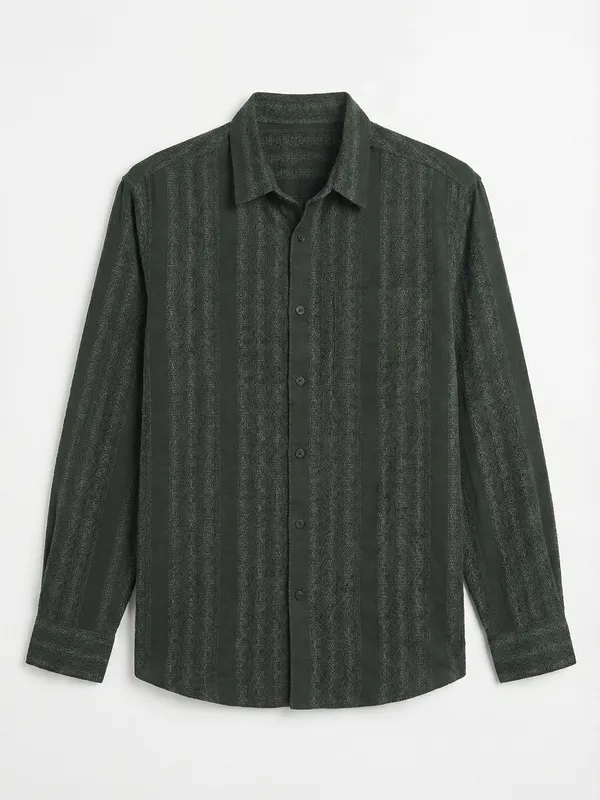 Highlander Men Green Self Design Relaxed Fit Casual Shirt