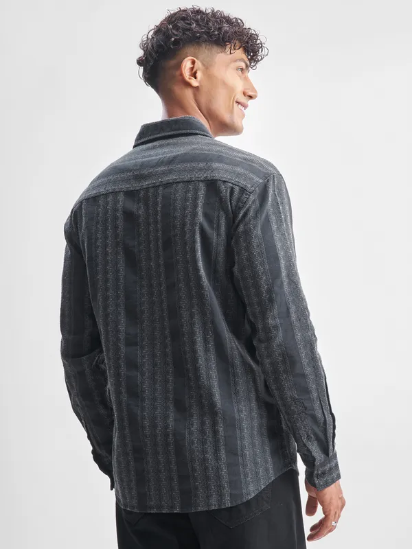 Highlander Men Charcoal Self Design Relaxed Fit Casual Shirt